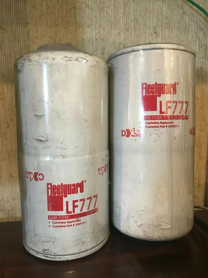 Used Genuine OEM Fleetguard LF777 Oil Lube Filter (2 Pack) Cummins 3889311