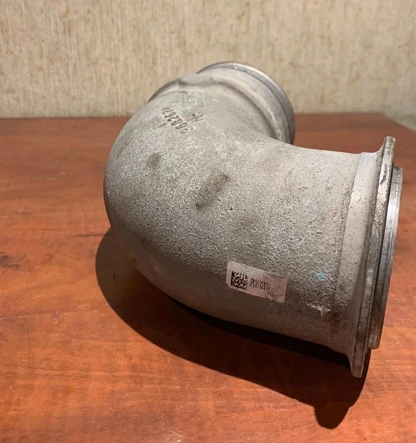 Used Used Genuine OEM Cummins Air Transfer Connection | P/N: 3682674