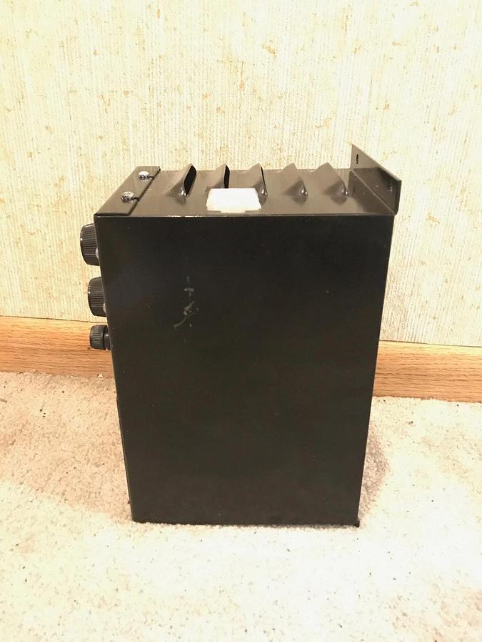 Used Cummins Onan Battery Charger 10 Amp 50 Hz | Part Number: 300-3257-12  300325712
