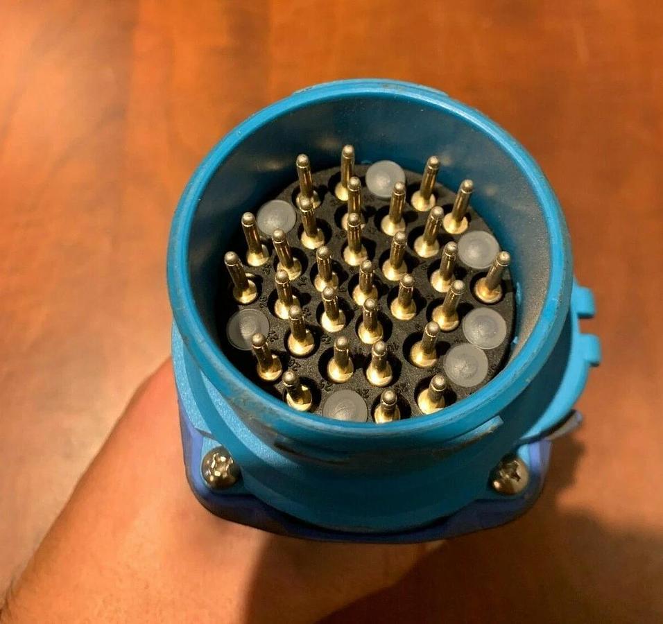 Used Meltric DSN37C 63-C8003 Inlet Plug | 2A/7.5A 480V or 130VDC Max