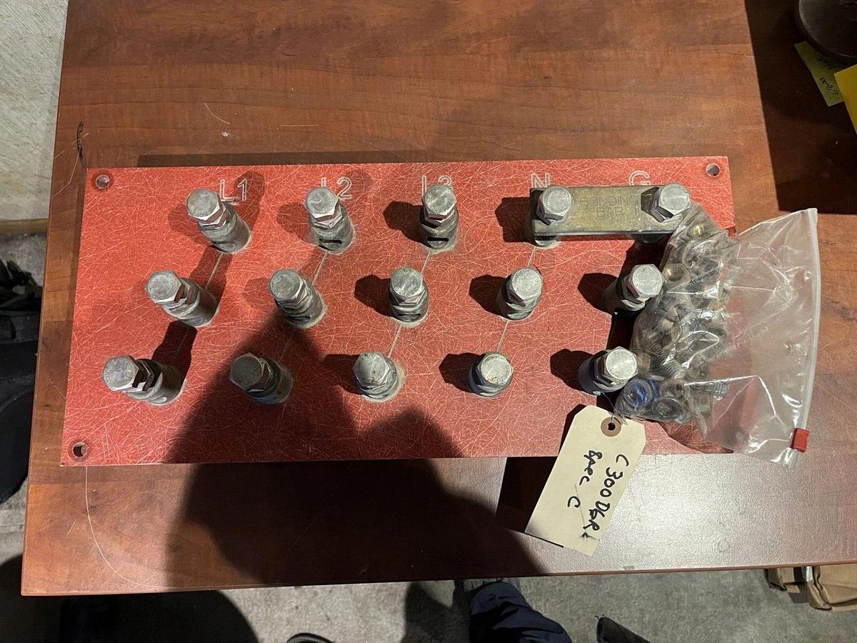 Used Used Barrel Lug Connection Board from C300 D6R Spec. C - P/N: A048B104