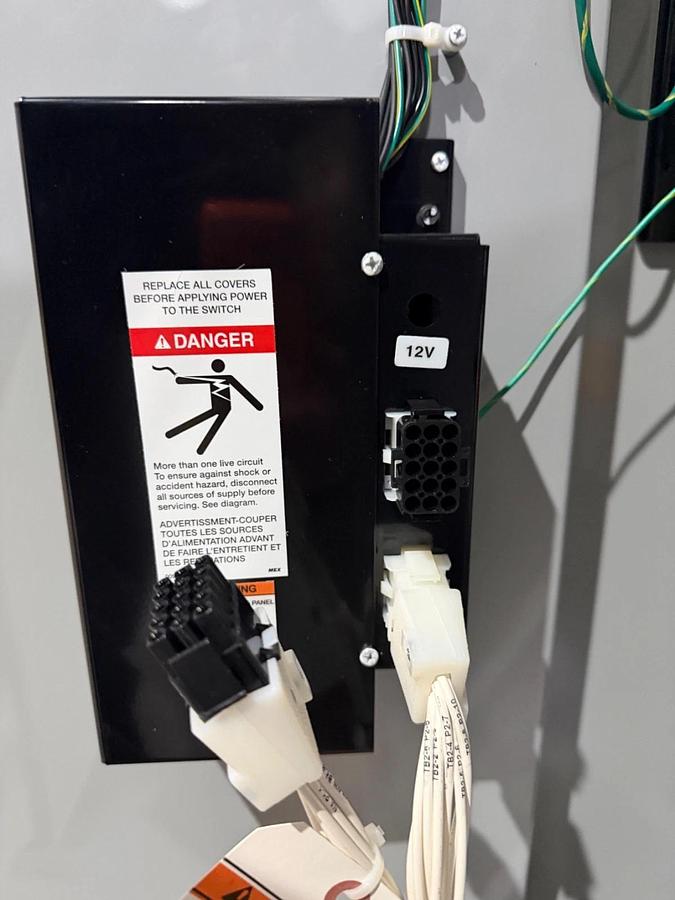 225 Amp 240V Cummins OTECSEB Automatic Transfer Switch - J23M283004