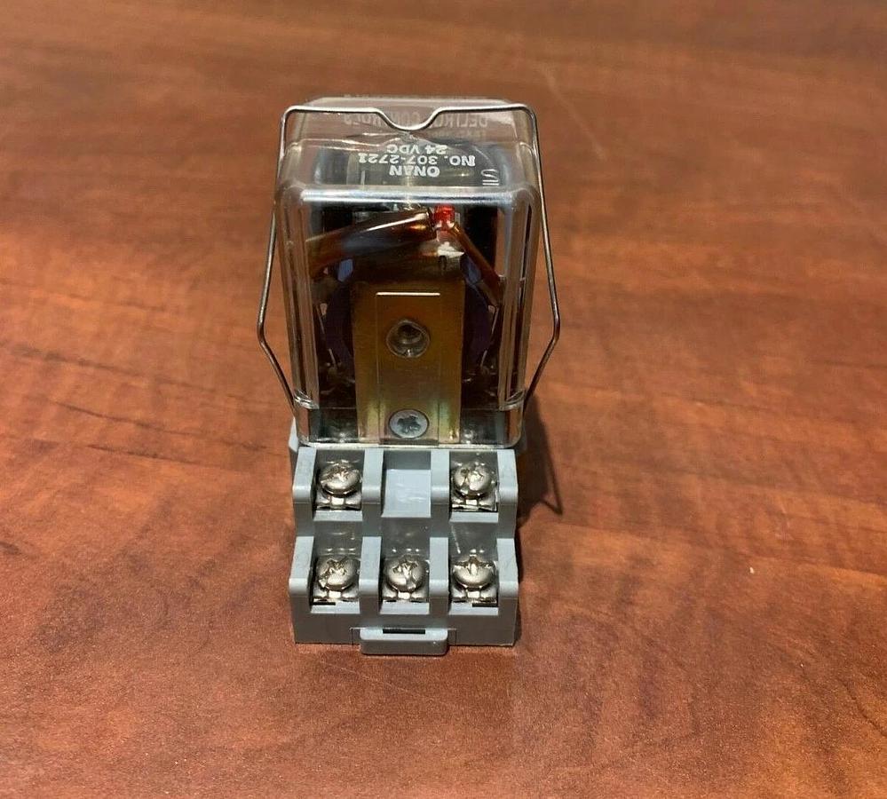 Used Deltrol Controls 166D 3PDT 24VDC Coil | Onan: 307-2721 | Idec SR3B-05
