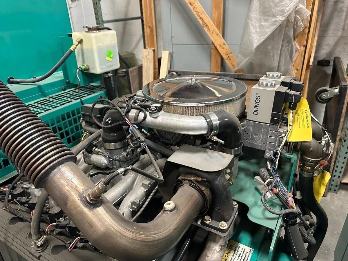 Used 85kW Cummins GGHG Stationary Natural Gas Generator S/N: E140663520