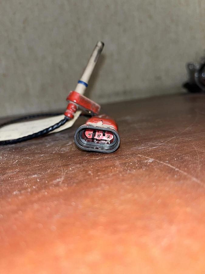 Used Used Turbocharger Speed Sensor - P/N: 3787463