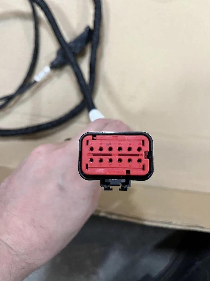 John Deere Wiring Harness P/N: RE567753