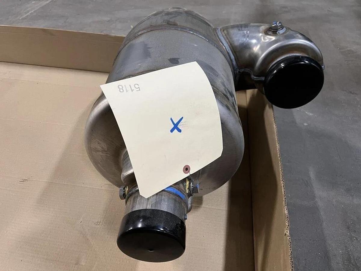 John Deere Selective Catalyst Reduction SCR P/N: RE555854