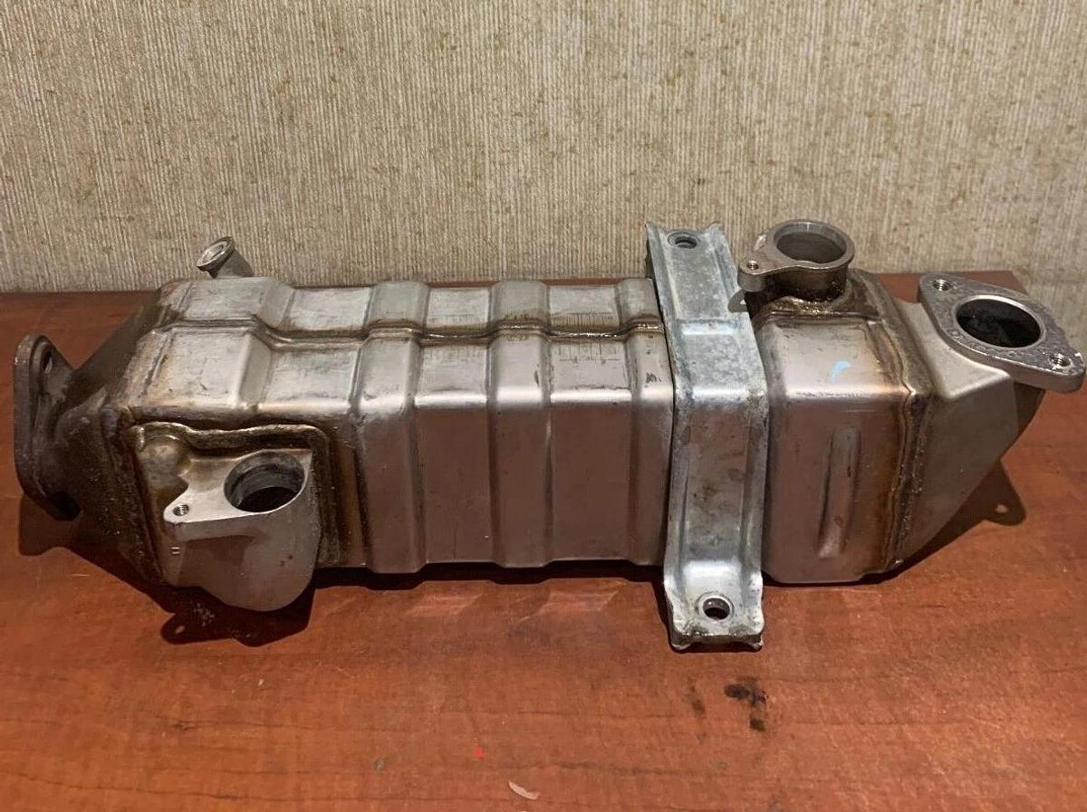 Used Used Genuine OEM Cummins Exhaust Gas Recirculation Cooler EGR | P/N: 5317073