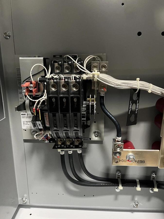 Used New ASCO 100 Amp 480V Automatic Transfer Switch - S/N: 1661220 RE