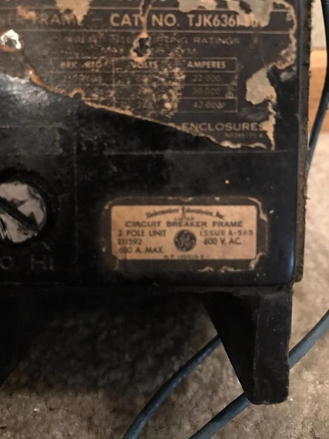 Used 450 Amp General Electric Circuit Breaker | 3 Pole, 60Hz