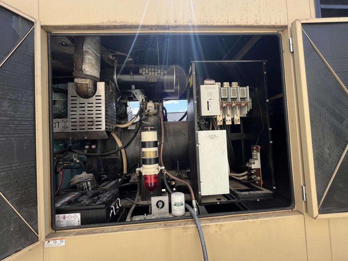 Used 600kw Generac MD600 Stationary Industrial Diesel Generator - S/N: 2098462