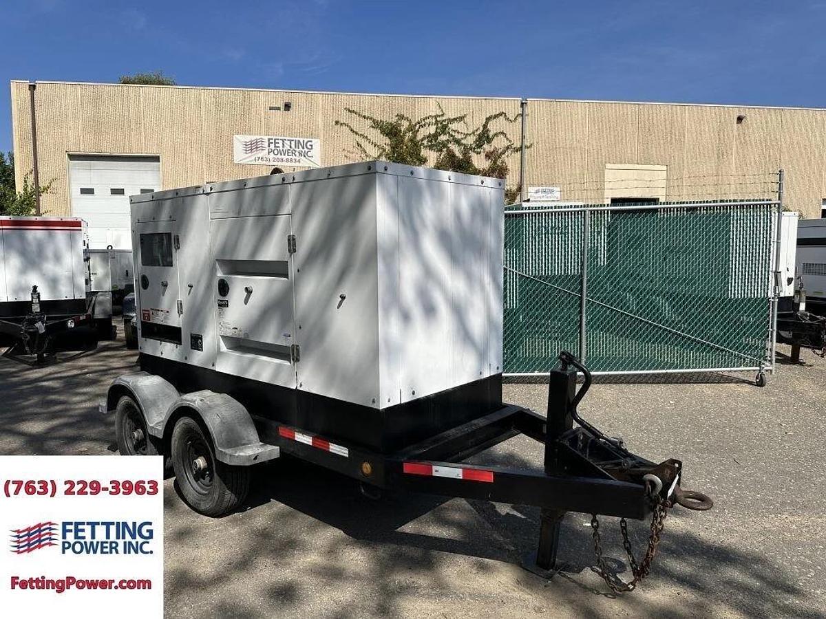 100kW Cummins C100D6R Mobile Diesel Generator - F130513897