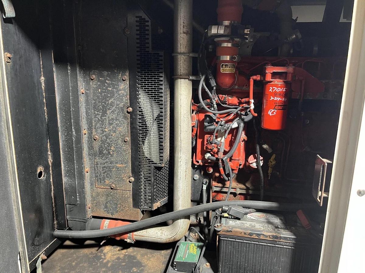 Used 150kw Cummins C150D6R Mobile Diesel Generator - S/N: E140679931