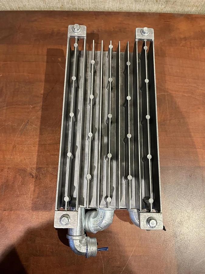 New Sens MicroGenius 450 M4-22-1515-FT Battery Charger - S/N: 5978914423