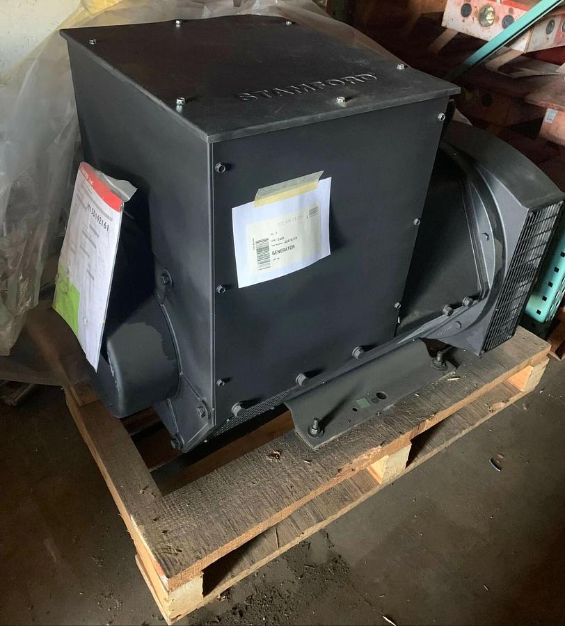 New 204kW Stamford UCI274H1 Alternator P/N: A041N179 | Cummins C150-D6R 480/600V