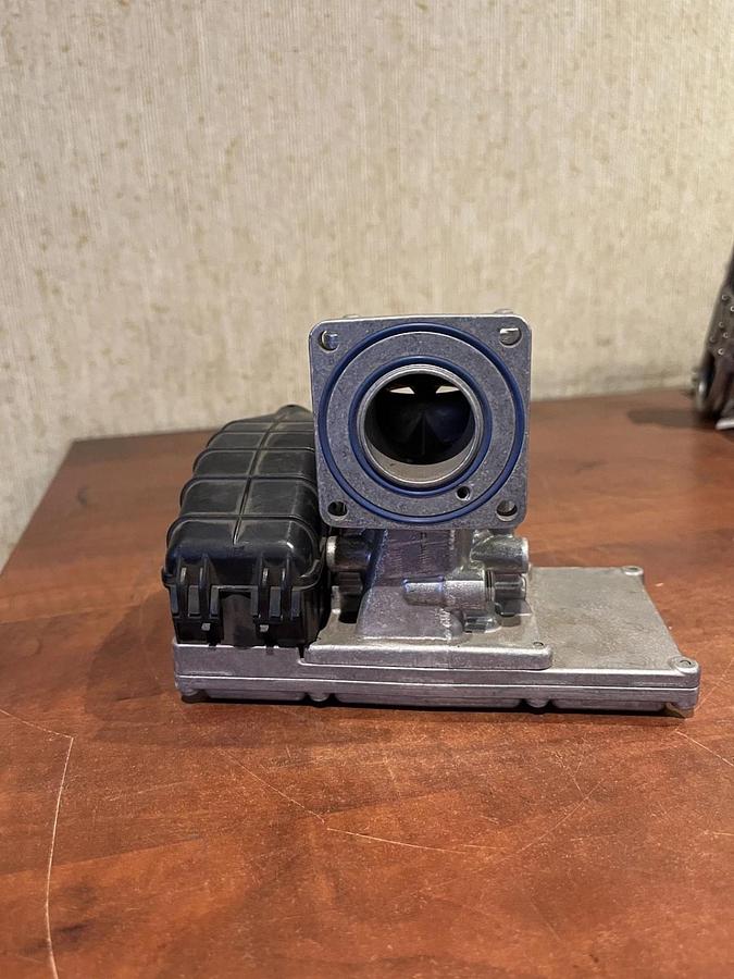 Used Cummins A050R334 Pressure Regulator