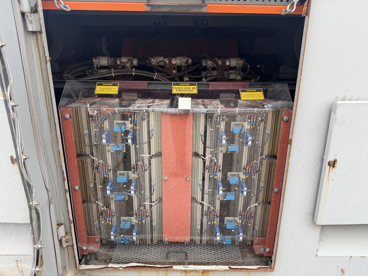 Used 2016 MacroAmp M4-3PB300-250DC-1