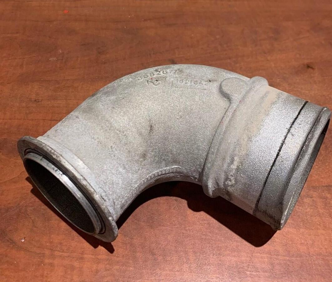 Used Used Genuine OEM Cummins Air Transfer Connection | P/N: 3682674