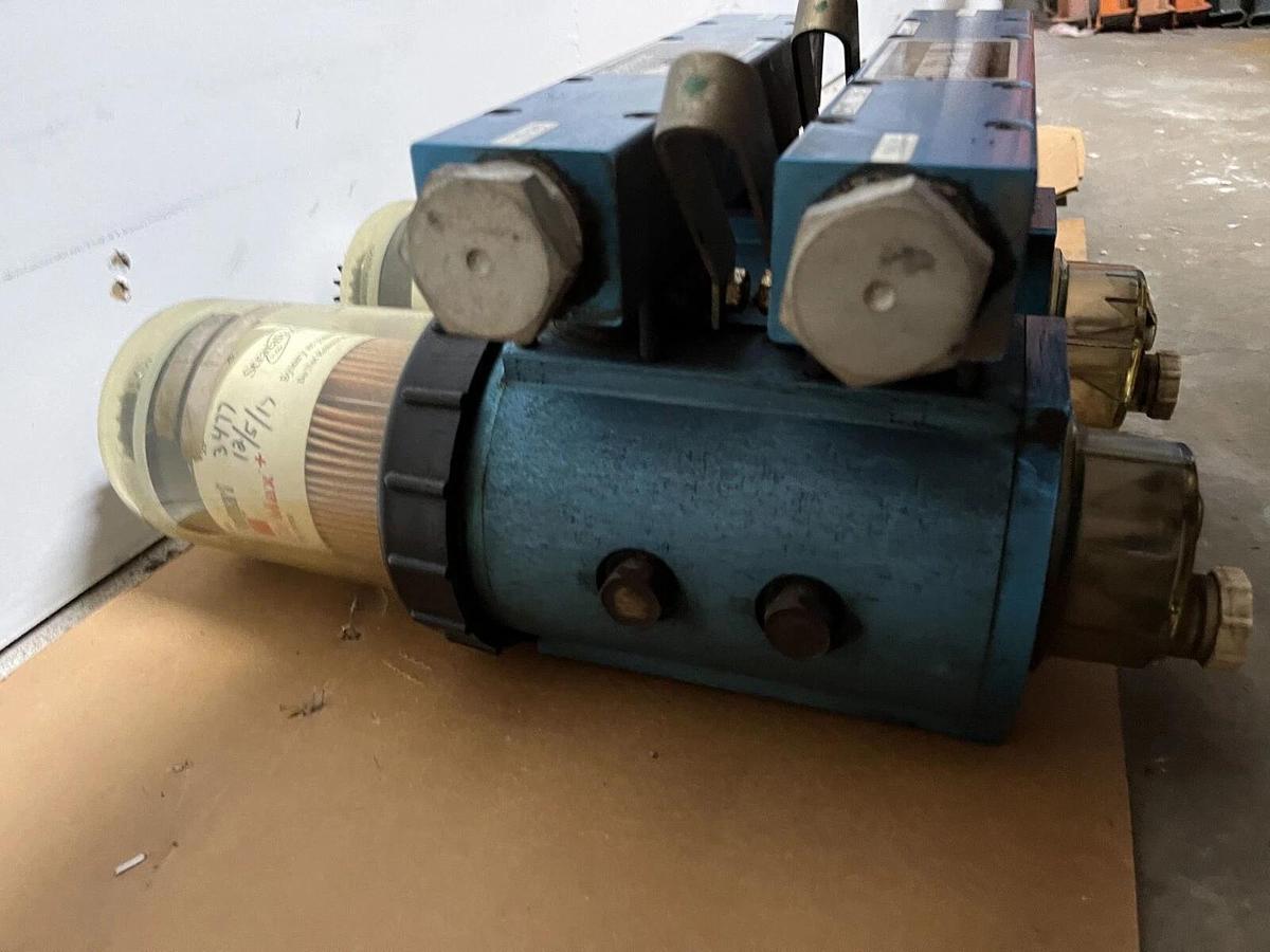 Used Used Fleetguard FH234 Industrial Pro Dual Fuel Filtration System - P/N: FH23440