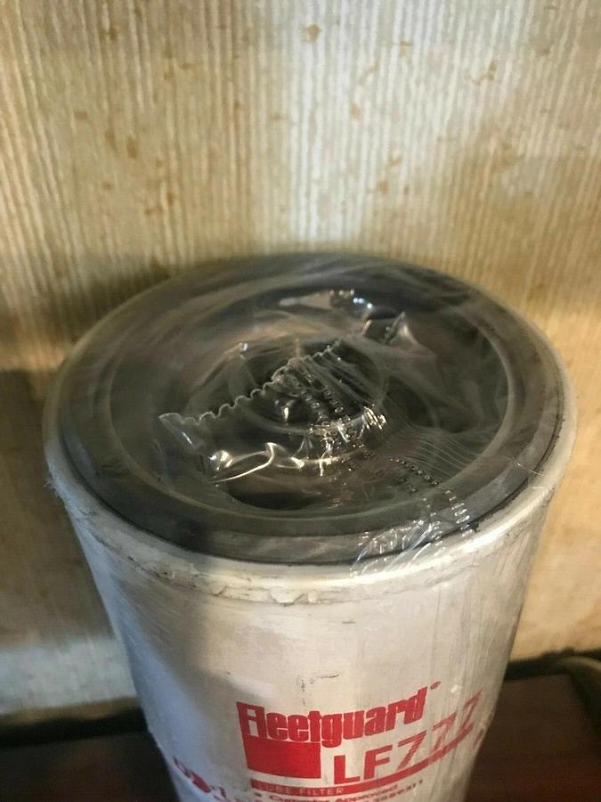Used Genuine OEM Fleetguard LF777 Oil Lube Filter (2 Pack) Cummins 3889311
