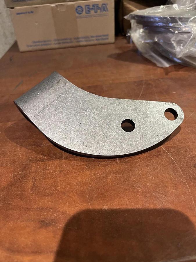 New Cummins Exhaust Outlet Connection Brace - P/N: 5285392