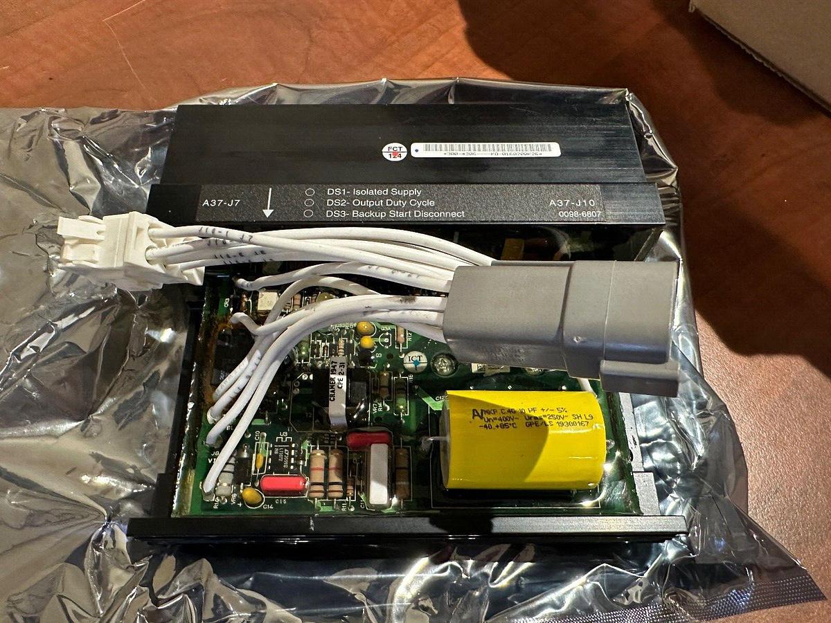 Cummins Voltage Regulator (24V) P/N: 0300-4306