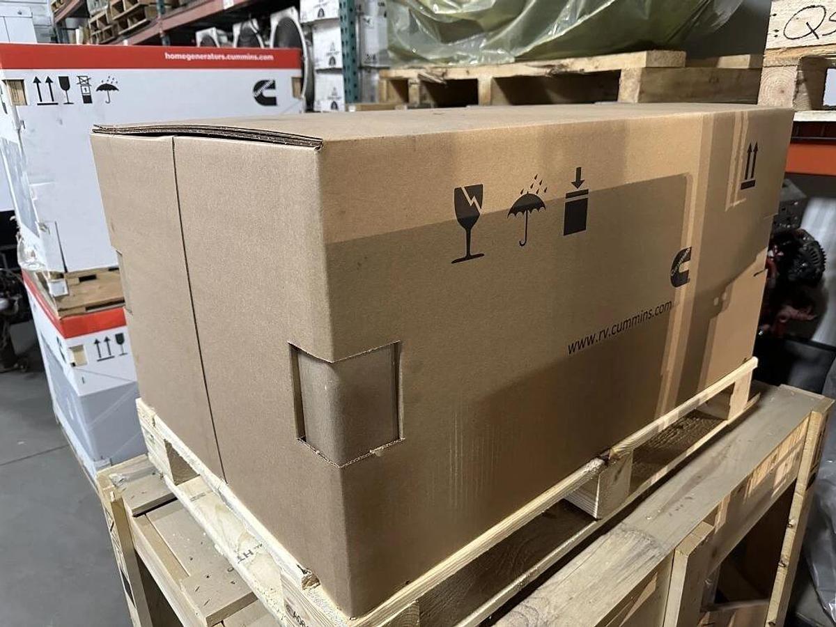 Used 5.5kw Cummins QG5500 EFI Mobile Gasoline Generator 5.5HGJAD-2138K - PN: A056F174