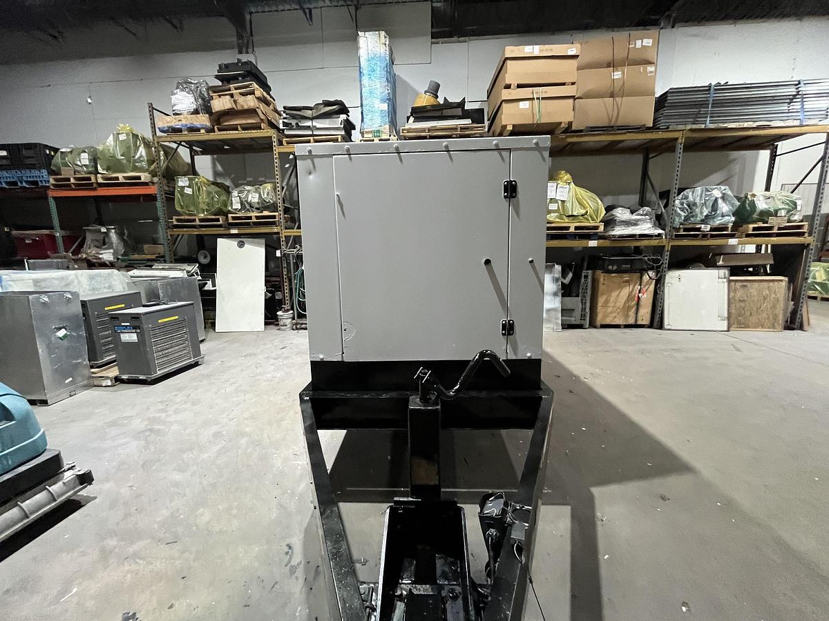 Used 200kW Cummins C200D2RE Spec. D Mobile Diesel Generator - S/N: F160969343