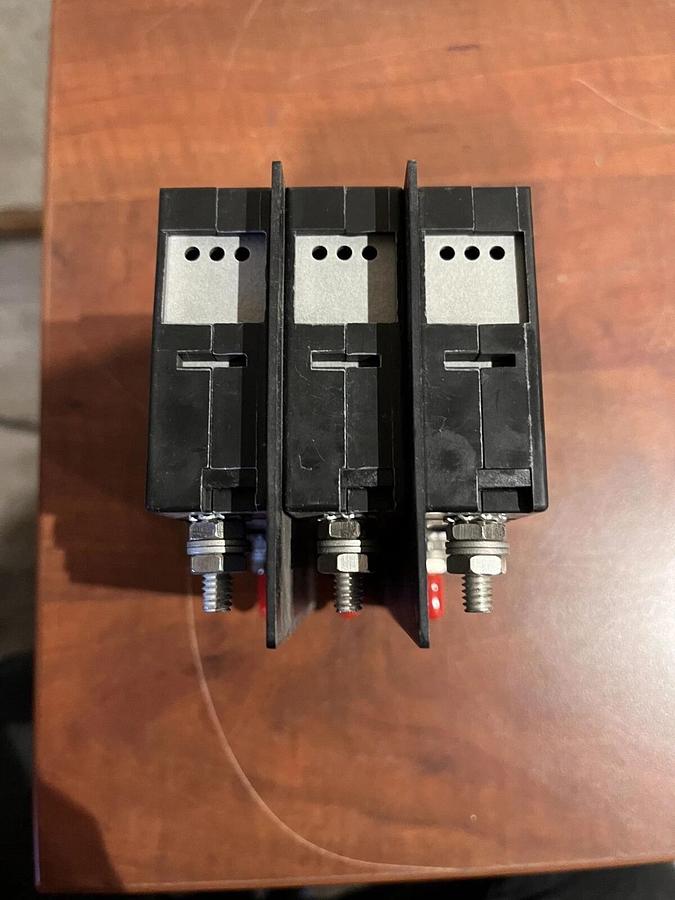 New 95 Amp Airpax Circuit Breaker - 229-3-29540-17 - Cummins P/N: 320-1836-67