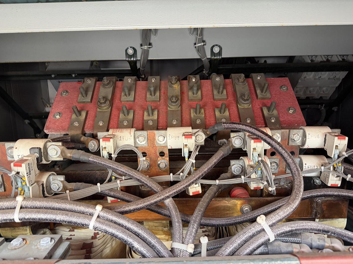 Used 2016 MacroAmp M4-3PB300-250DC-1