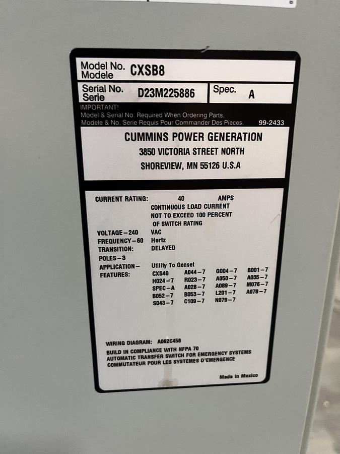 40 Amp 240VAC Cummins CXSB8 Spec. A Automatic Transfer Switch - S/N: D23M225886