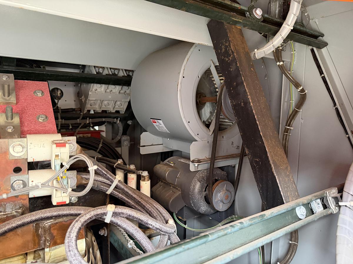 Used 2016 MacroAmp M4-3PB300-250DC-1