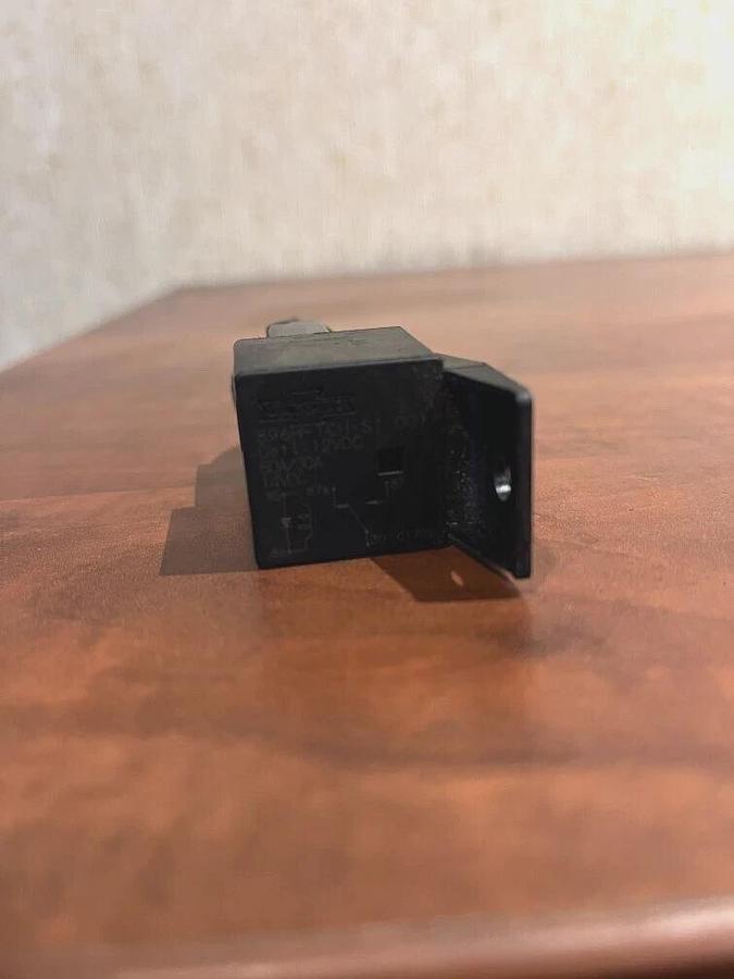 Used Fuel Heater Relay taken from Generac MMG45IF4