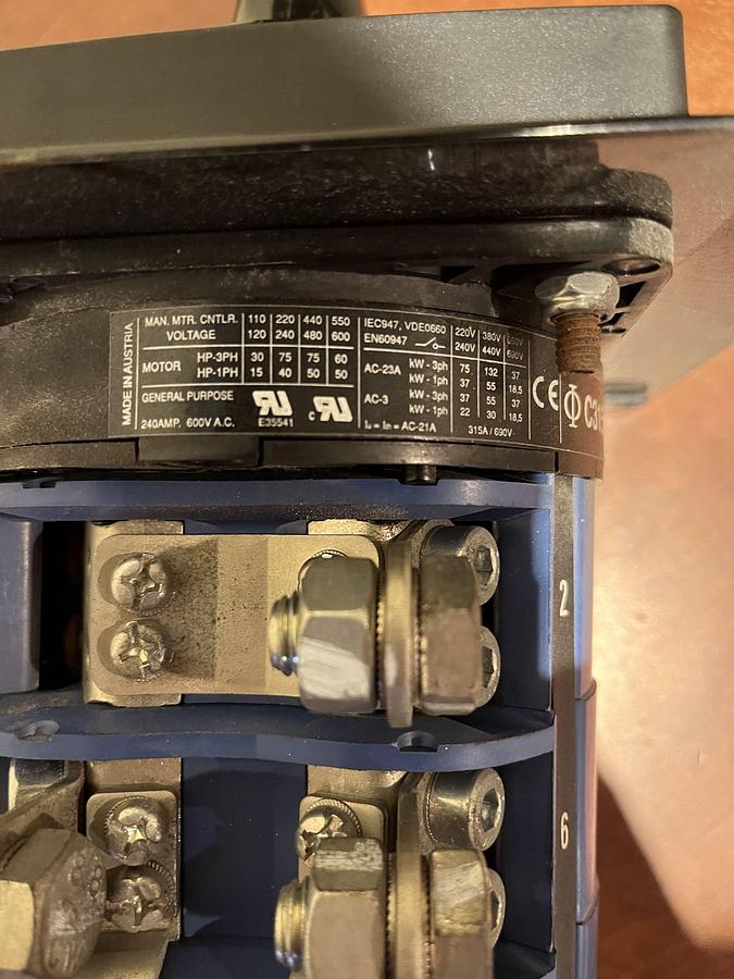 Used 240 Amp 600VAC Kraus & Naimer C315 Voltage Selector Switch from Cummins C150D2RE