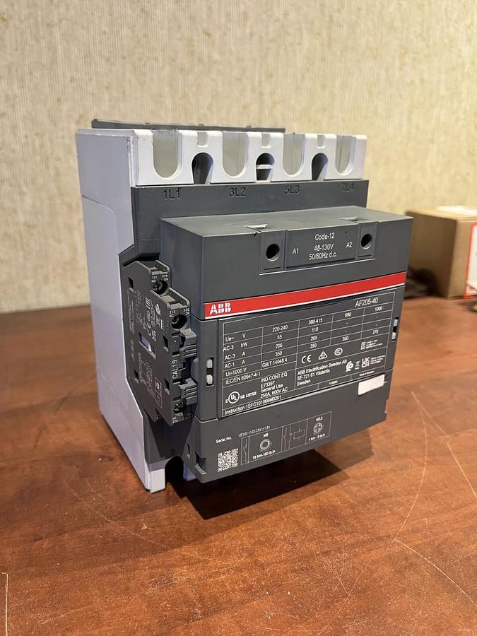 New ABB AF205-40 250 Amp 600VAC Contactor - S/N: 1S1620112523415131