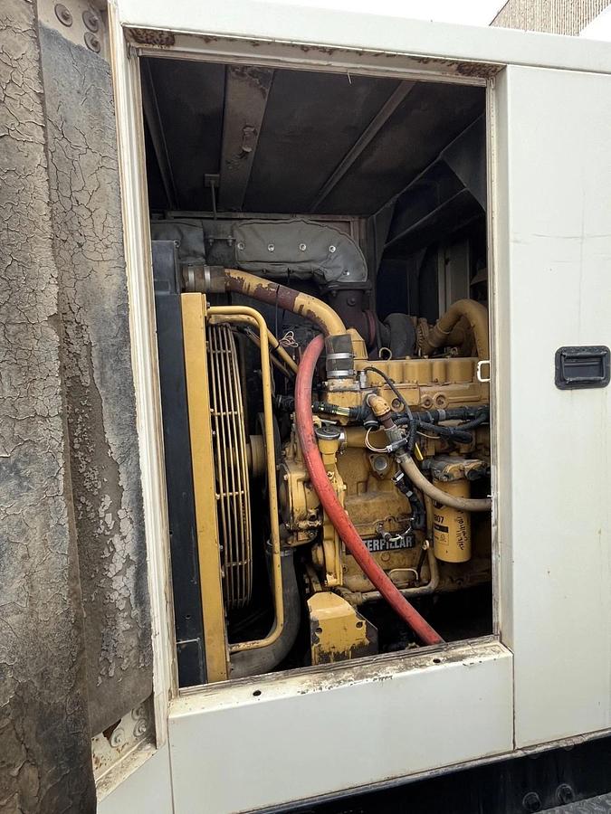 Used 113kW Caterpillar 3304 SR4B Mobile Diesel Generator - S/N: 8GK00626