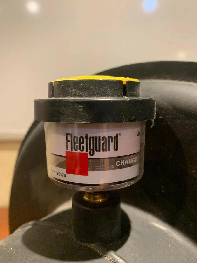 New Old Stock Fleetguard Air Cleaner | Fleetguard AF25708M Air Filter