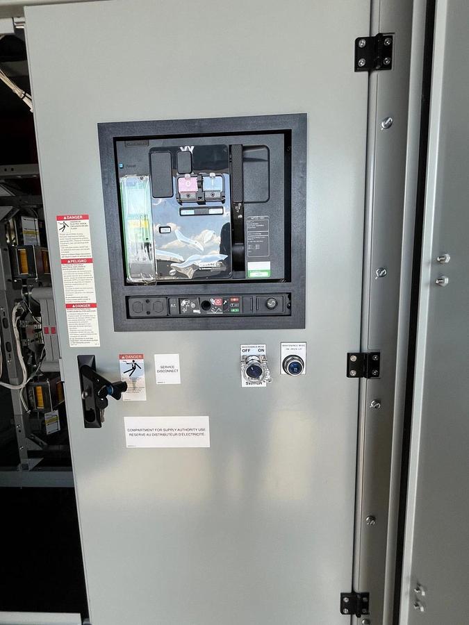 Used 1200 Amp Cummins CXRFSE Automatic Transfer Switch - S/N: C22M060521