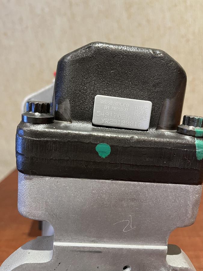 New Cummins Fuel Pump - P/N: 4384224RX