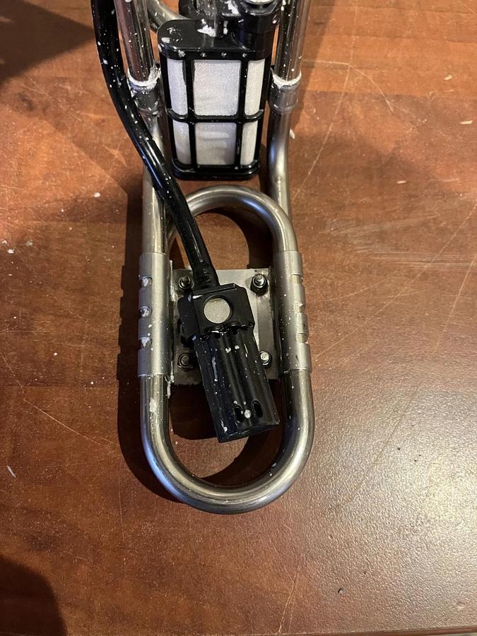 Used Used Cummins DEF Diesel Exhaust Fluid Tank Header Unit