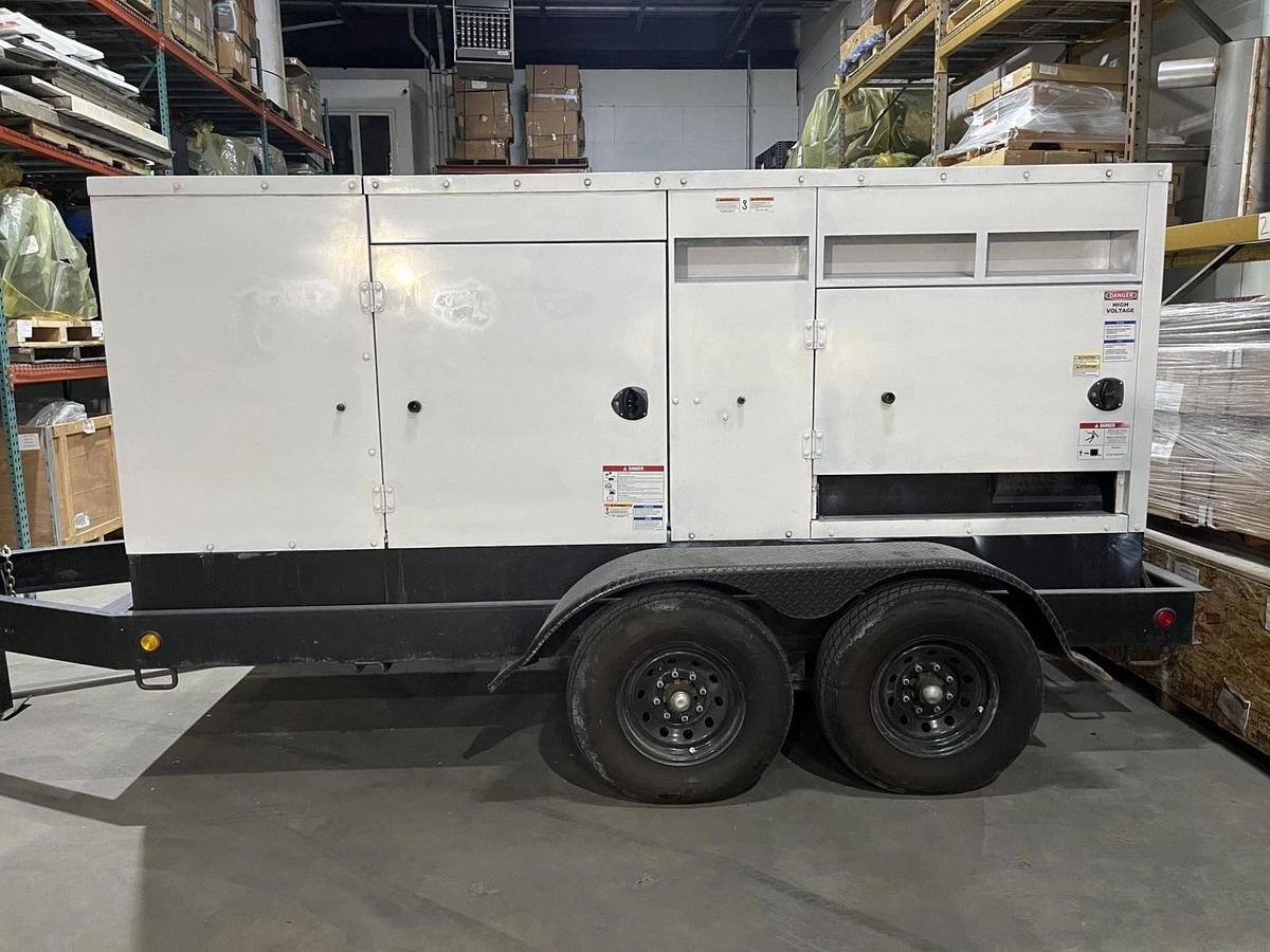 200kw Cummins C200D6R Spec. A Mobile Diesel Generator - D110207216 (New Engine!)