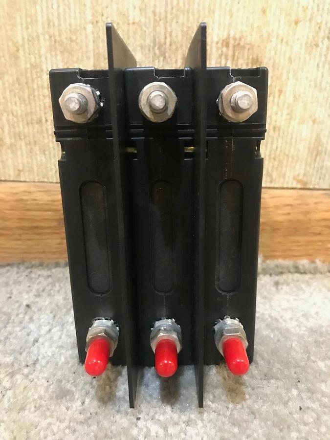 Used 110 Amp Sensata AirPax Circuit Breaker | Cummins P/N: 320-1836-19