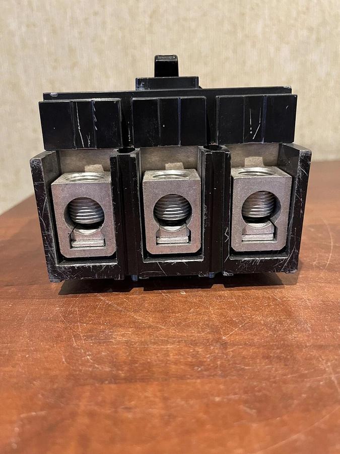 Used 125 Amp Square D PowerPact QD125 Circuit Breaker - QDL31225