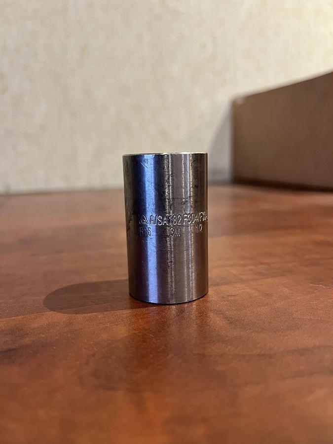 1/2" Stainless Steel F-F Coupling A/SA182 F304/F304L - P/N: 3411D-08 (10-Pack)