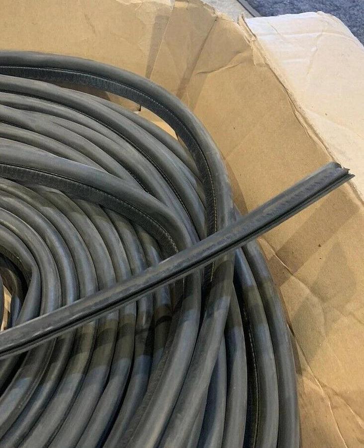 Cummins 5/8" Side Bulb Rubber Edge Seal 50 Meters (164 Ft) PN 508-0330 0508-0330