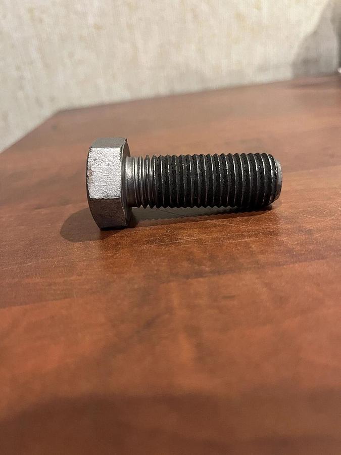 New Cummins Exhaust Plate Kit - Contains Plate, 8 Bolts, 8 Nuts & 16 Washers