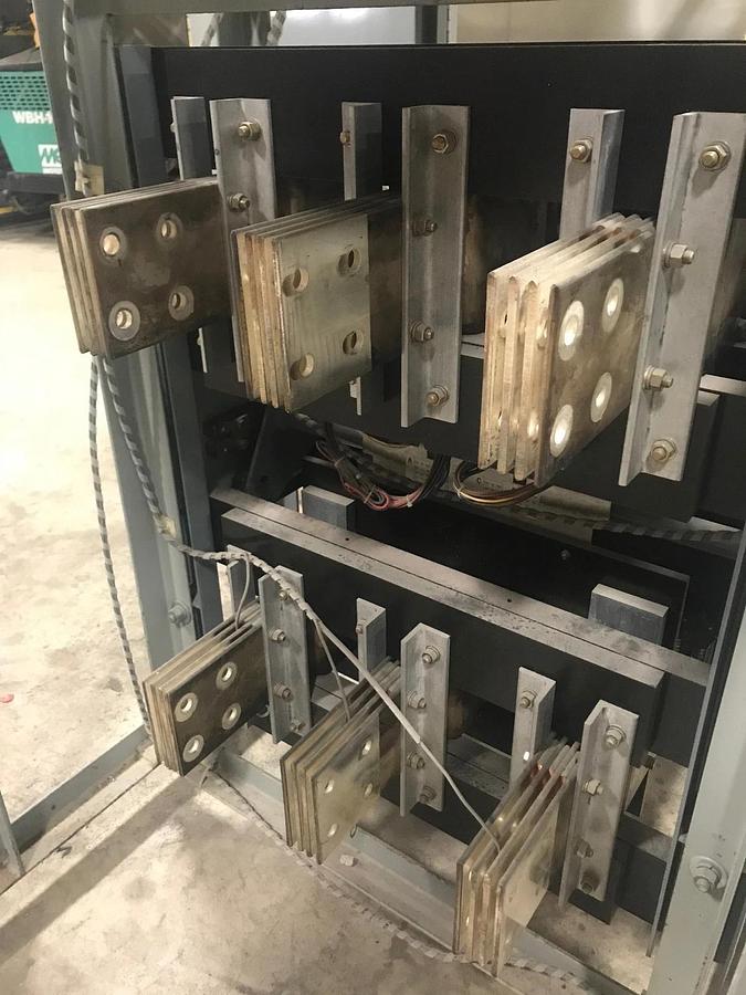 Used Westinghouse SPB100 4,000 Amp Circuit Breaker w/ Rack | 3 Pole 60Hz