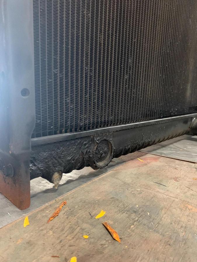 Used Used Multiquip DCA-85USJ DCA-125USJ DCA-150USJ Radiator | P/N: C0923200124