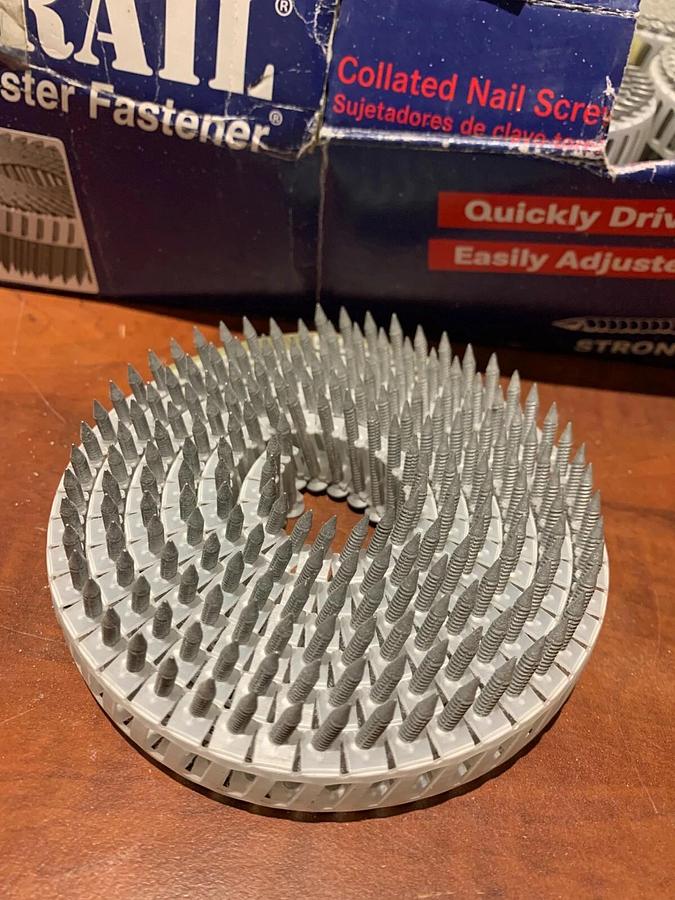Scrail Fasco Collated Nail Screw Fasteners 1 3/8" Plastic Sheet Coil (2800 Pack)