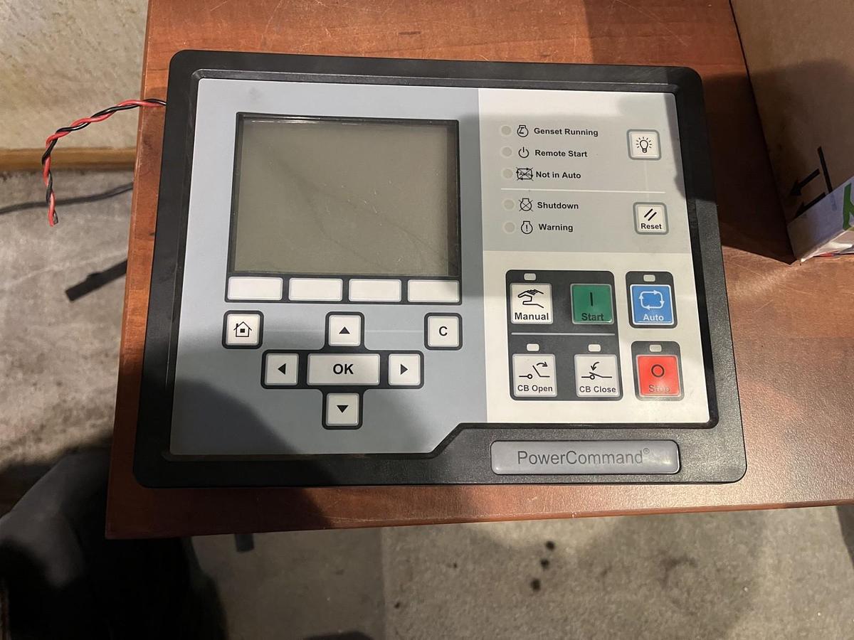 Used Genuine OEM Cummins HMI 320 PCC3.3 PowerCommand Control Display P/N: 300-6315-02